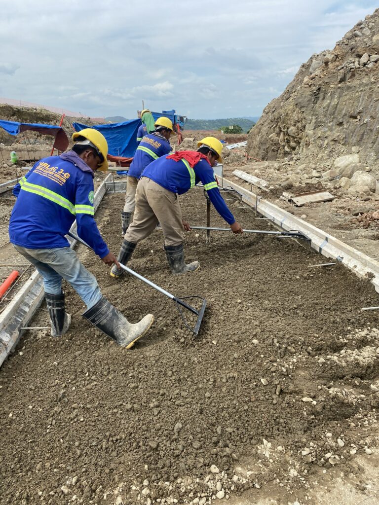 PCCP (Portland Cement Concrete Pavement) img 0889