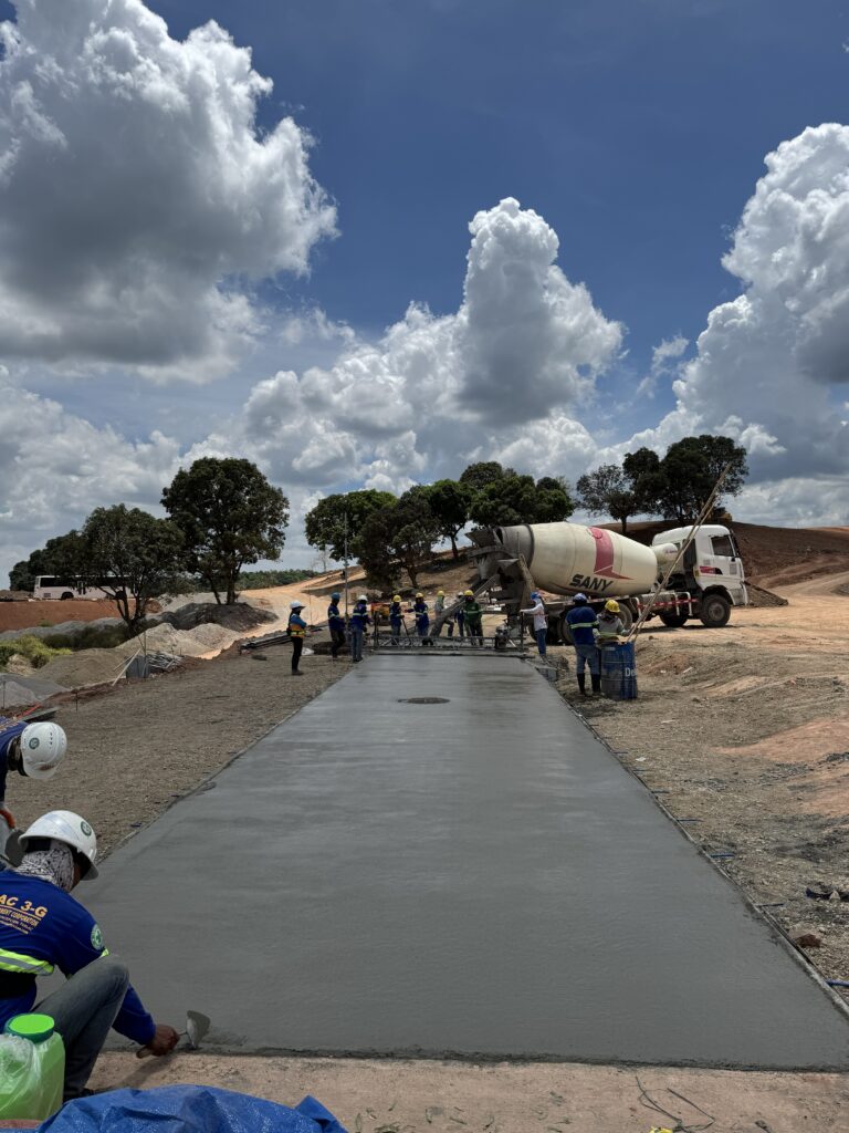 PCCP (Portland Cement Concrete Pavement) img 6530