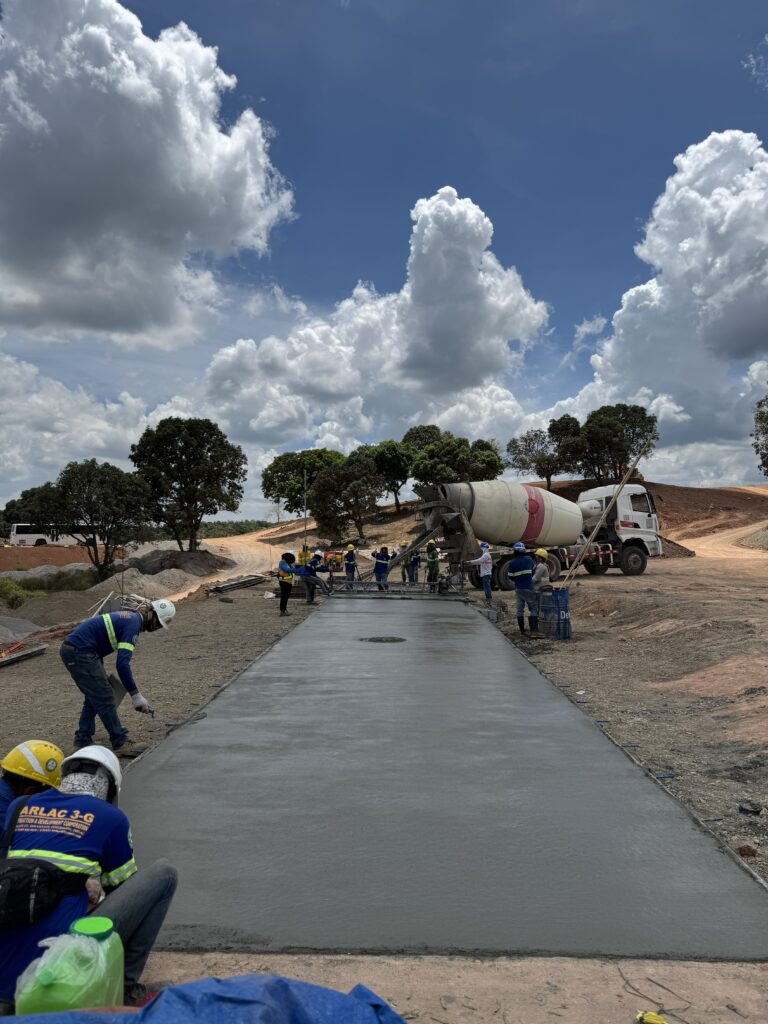 PCCP (Portland Cement Concrete Pavement) img 6531