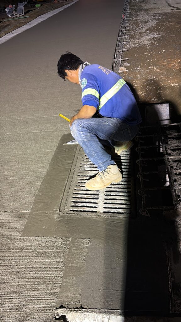 PCCP (Portland Cement Concrete Pavement) img 6831