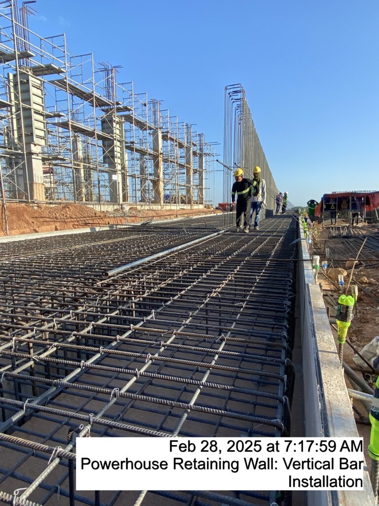 powerhouse retaining wall: vertical bar installation