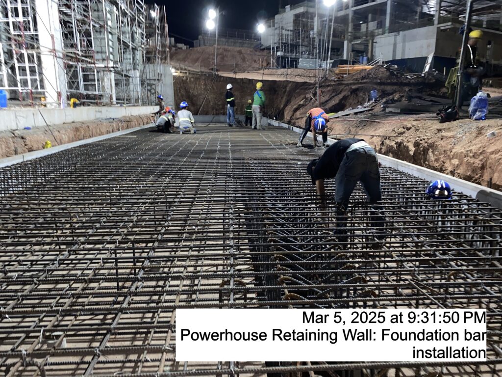 powerhouse retaining wall: foundation bar installation