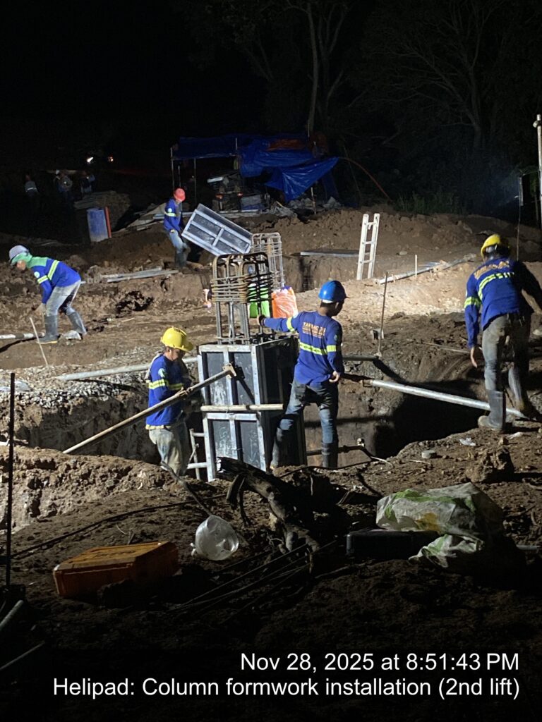 helipad: column formwork installation (2nd lift)