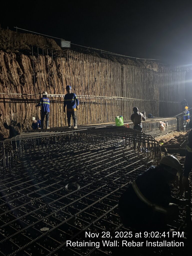 retaining wall: rebar installation