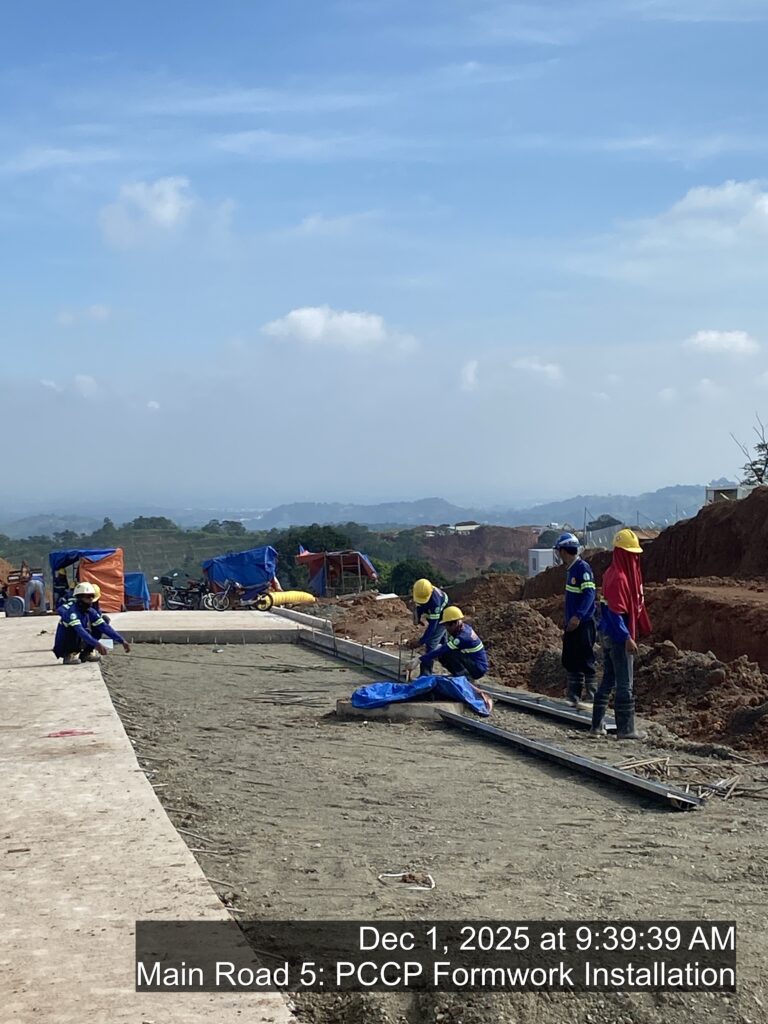 main road 5: pccp formwork installation