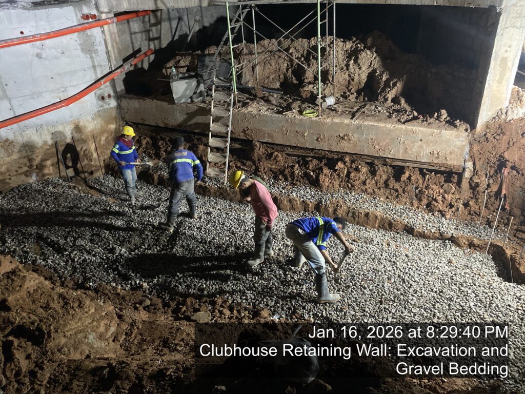 clubhouse retaining wall: excavation and gravel bedding